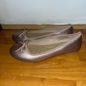Girls Rose Gold Flats